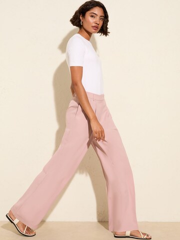 Wide Leg Pantalon à pince Friends Like These en rose