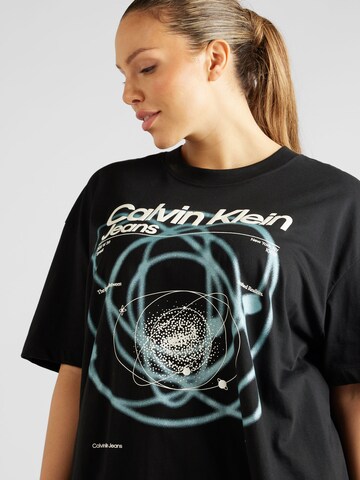 T-shirt 'Galaxy' Calvin Klein Jeans Curve en noir