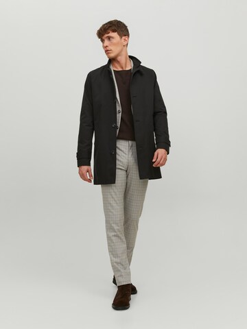 Manteau mi-saison 'CARL' JACK & JONES en noir