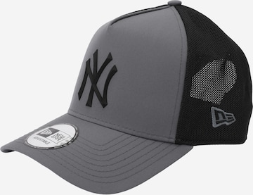 NEW ERA Urhelulippalakki '9FORTY Trucker New York Yankees MLB' värissä harmaa: etupuoli