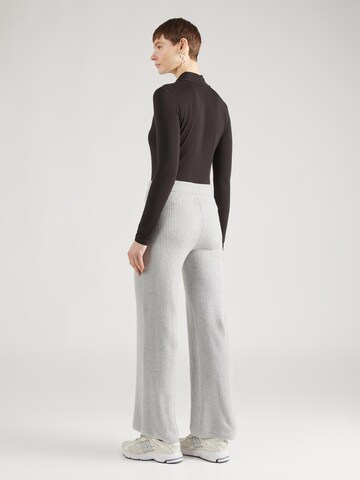 GAP Wide Leg Hose in Grau