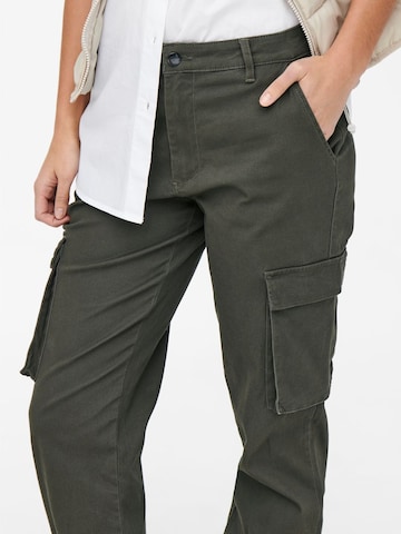 ONLY - regular Pantalón cargo en verde