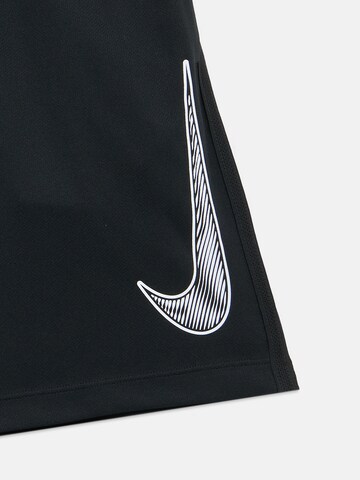 NIKE Szabványos Sportnadrágok - fekete