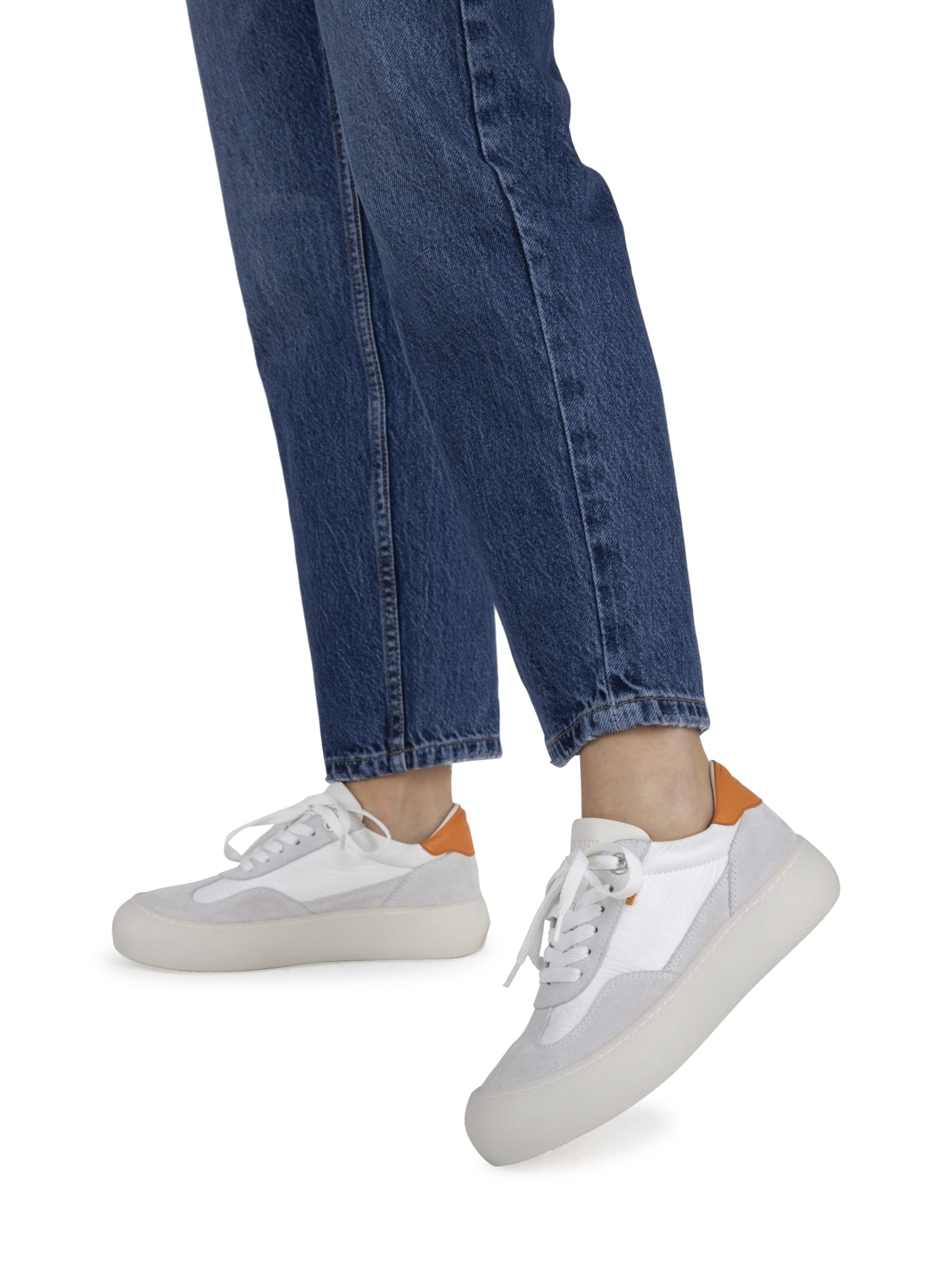 BRONX Ниски маратонки 'Gise-La' в бяло: отпред