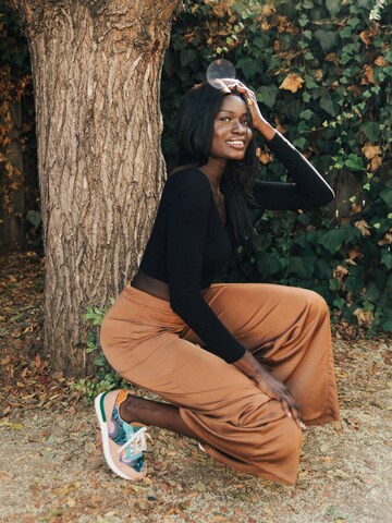inkkas Platform trainers 'Inkkas Socorro' in Brown