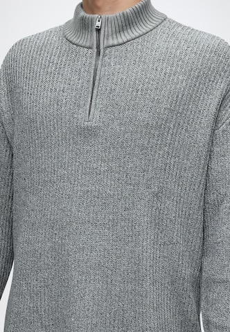 HOLLISTER Sweater in Grey