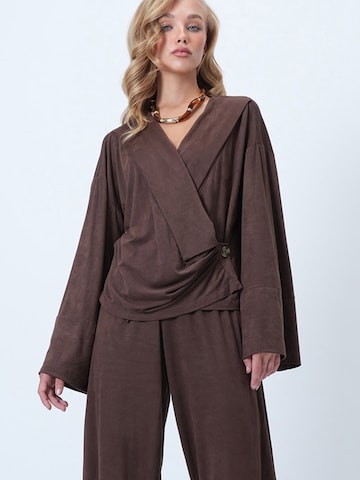 Trend Alaçatı Stili Kalhotový kostým – hnědá