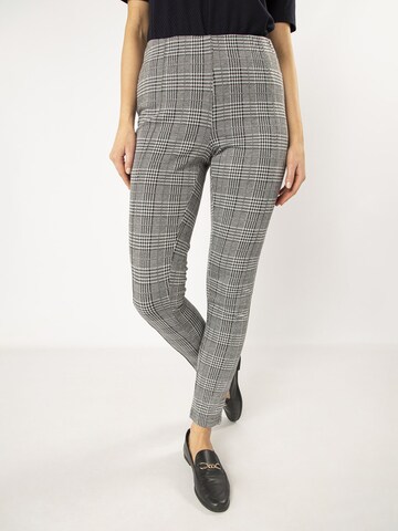 Quiosque Skinny Broek in Grijs: voorkant