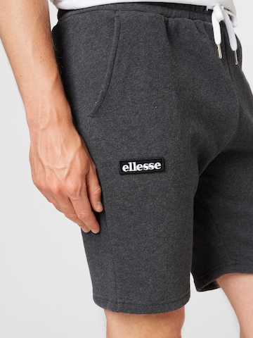 ELLESSE Normalny krój Spodnie 'Noli' w kolorze szary