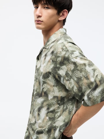 Pull&Bear Comfort Fit Košeľa - Béžová