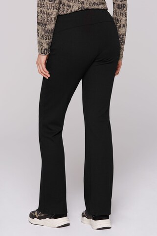 Soccx Slimfit Flared Jerseyhose mit Biese in Schwarz