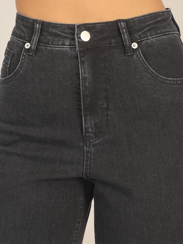 APART Flared Jeans in Schwarz