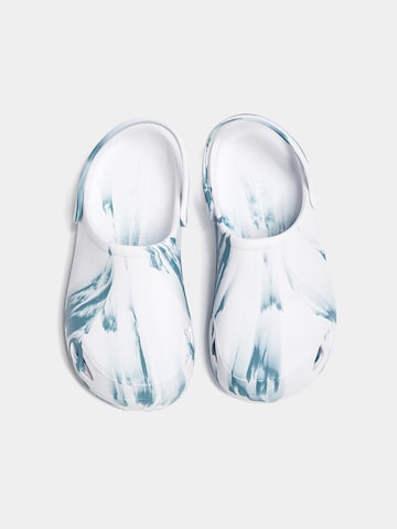 Pull&Bear Clogs in Blue