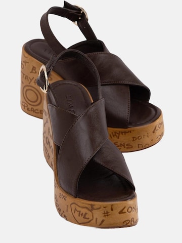 Limoya Sandals in Brown
