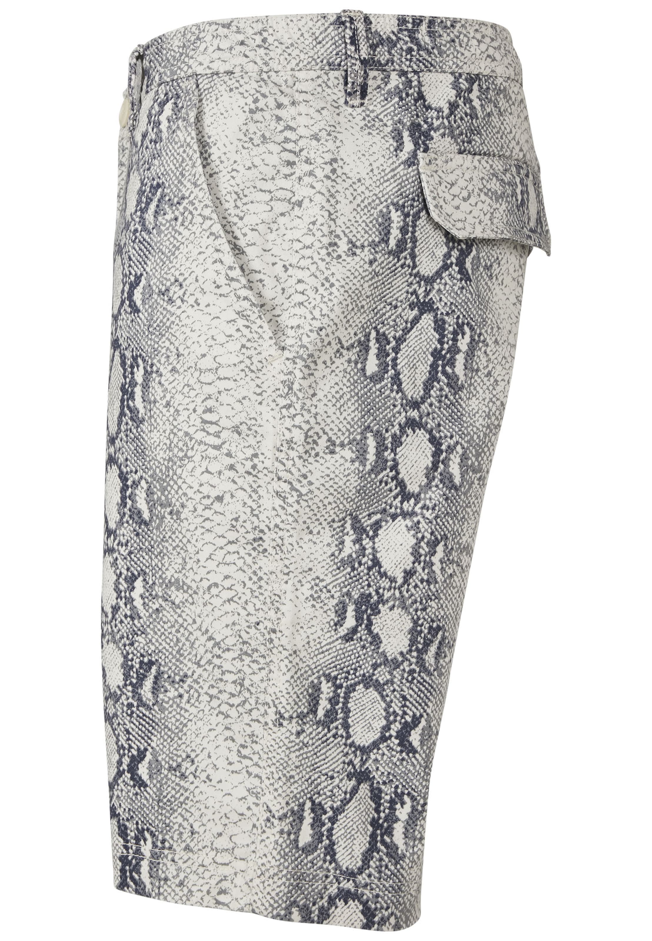 Urban Classics Regularen Hlače | bela barva