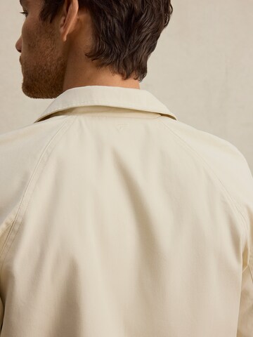 DAN FOX APPAREL Преходно яке 'Dennis' в бяло