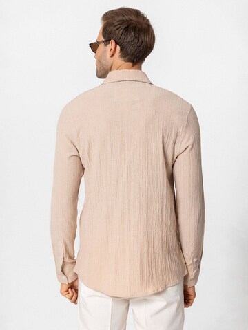 Coupe regular Chemise Antioch en beige