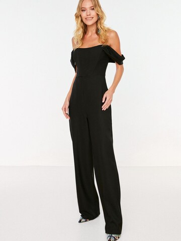 Trendyol Jumpsuit in Black: front