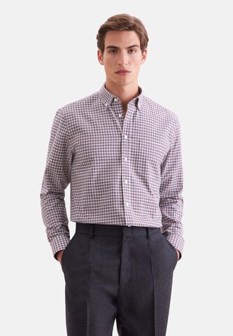 Coupe regular Chemise SEIDENSTICKER en rouge : devant