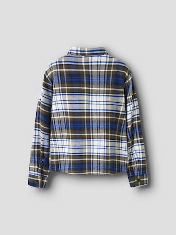 NAME IT - Ajuste regular Camisa en verde