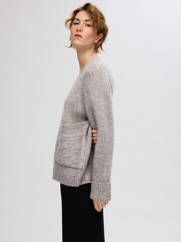 SELECTED Oversized cardigan i grå