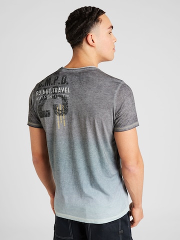 CAMP DAVID - Camiseta 'North Sea Trail' en gris