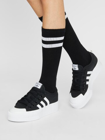 Sneaker low 'Nizza Platform' de la ADIDAS ORIGINALS pe negru: față