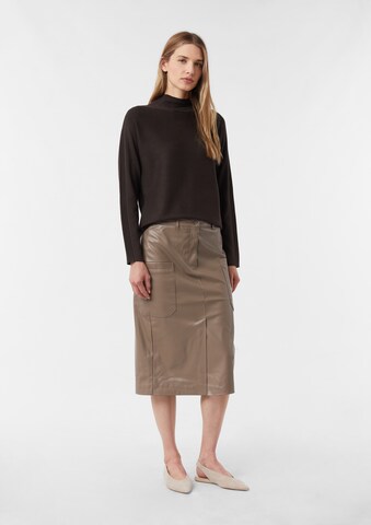 COMMA Rok in Bruin: voorkant