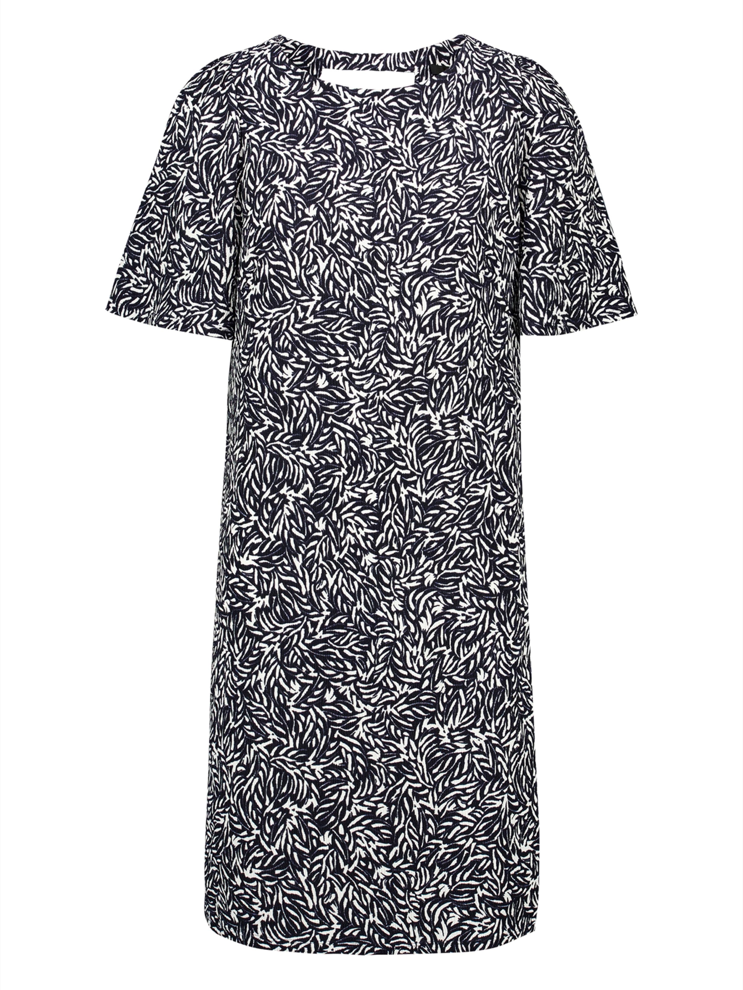 Abito da cocktail di zero in blu: frontale