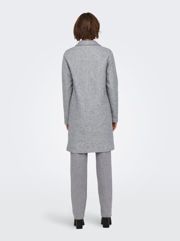 Cappotto di mezza stagione 'ONLSedona Carrie' di ONLY in grigio