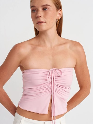 Haut Dilvin en rose