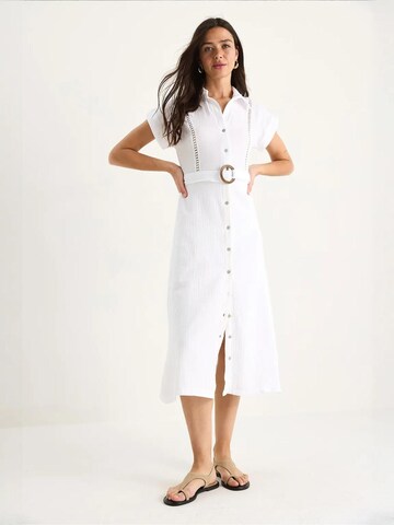 Robe-chemise Bianco Lucci en blanc