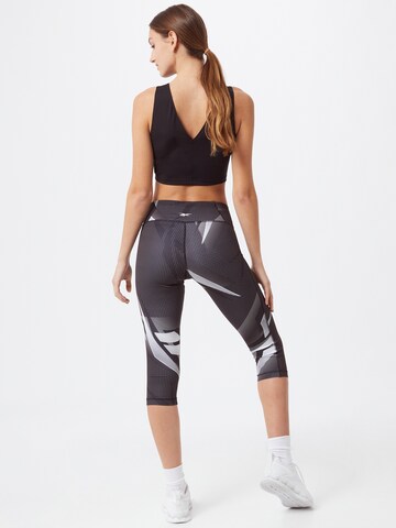 Reebok - Skinny Pantalón deportivo en negro