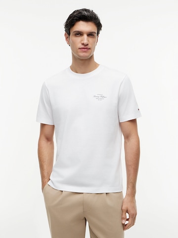 T-Shirt TOMMY HILFIGER en blanc : devant