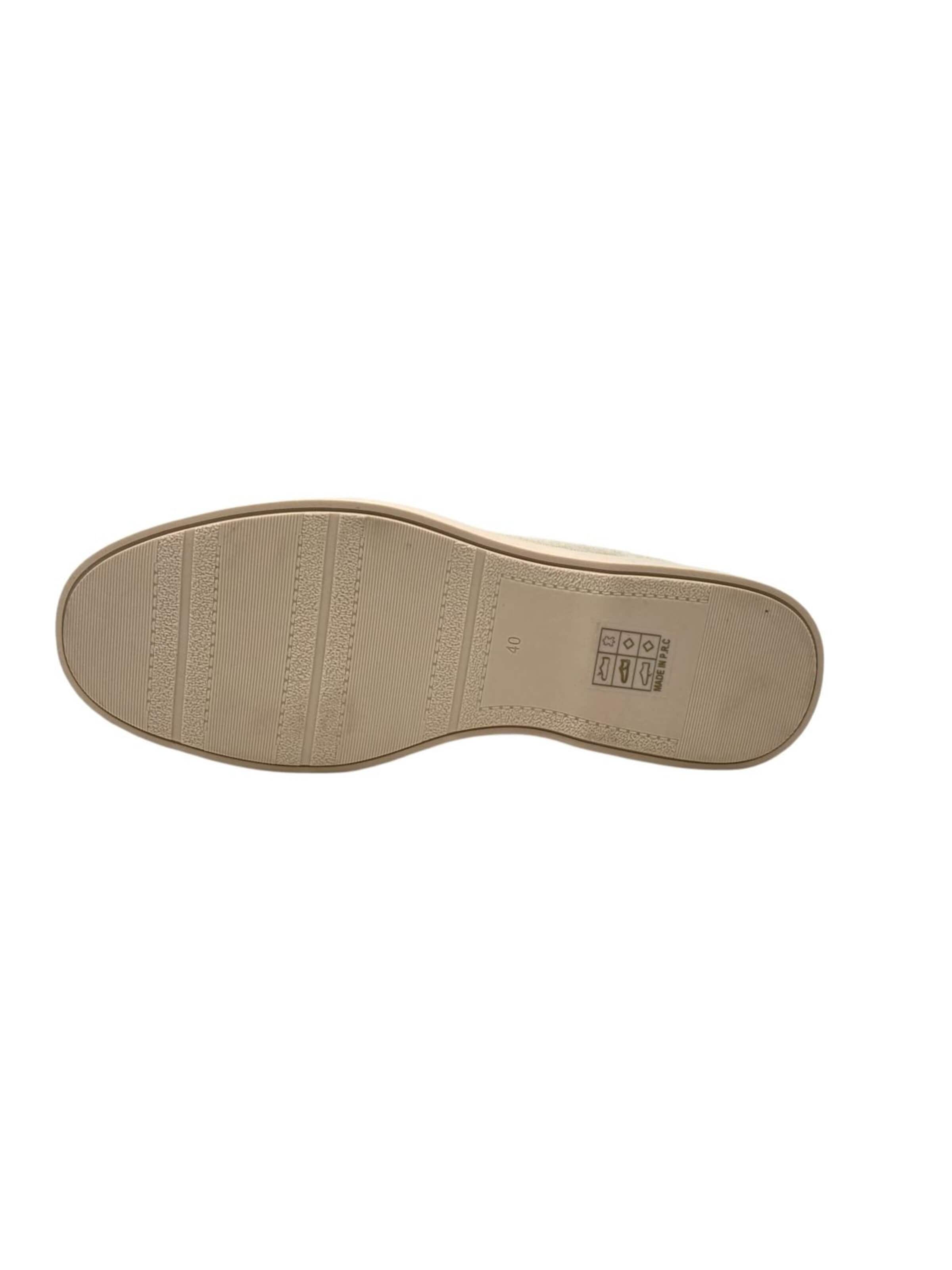 Nowaland Moccasins in Beige