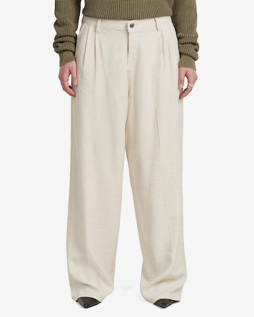 G-STAR Regular Chino trousers 'Pleated Chino' in White: front