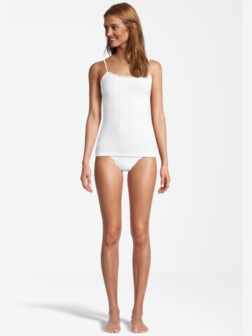 Nina von C. Panty 'Body & Soul' in White