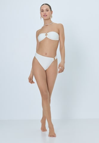 Bas de bikini LSCN by LASCANA en blanc : devant