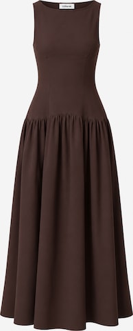 millane - Vestido en marrón: frente