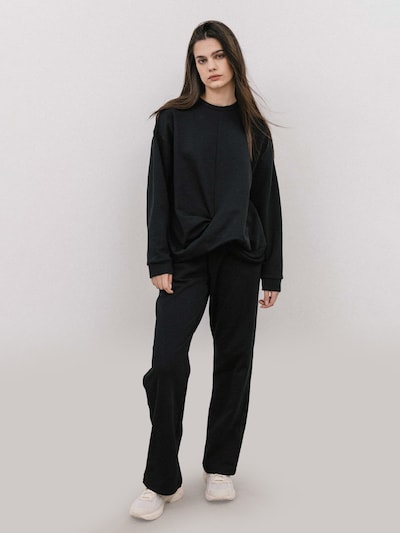 4TAILORS Pantalon en noir, Vue avec produit