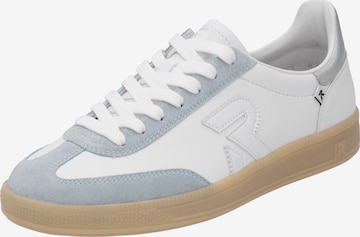 Sneaker bassa di Rieker Sport in bianco: frontale