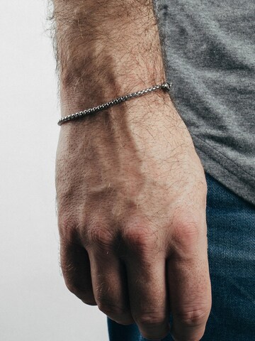 Akitsune Bracelet 'Bacas' in Silver: front