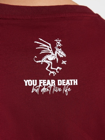 Trendyol Футболка в Красный