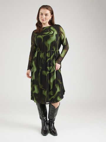 Robe 'CARForest' ONLY Carmakoma en noir : devant