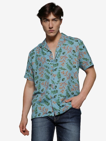 Campus Sutra Regular fit Button Up Shirt ' Jude ' in Blue: front