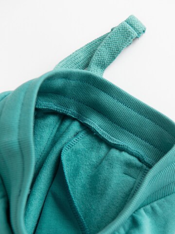 Cool Club Regular Housut värissä vihreä