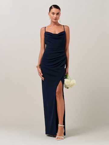 BWLDR Avondjurk 'Gemma' in Blauw: voorkant