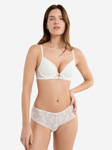 ETAM Boyshorts in Beige