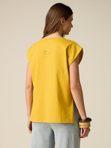 oltre - Top en amarillo