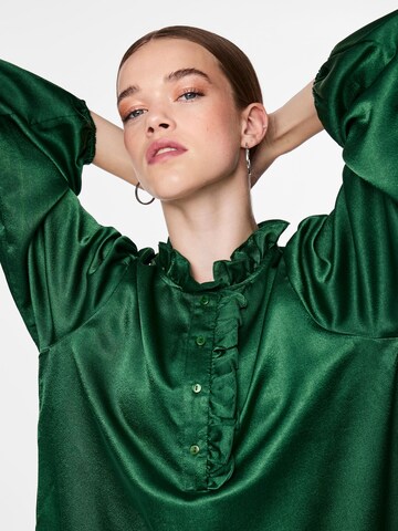 PIECES Φόρεμα 'Nessa' σε πράσινο